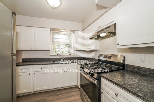Photo - 1914 W Cashman Ct