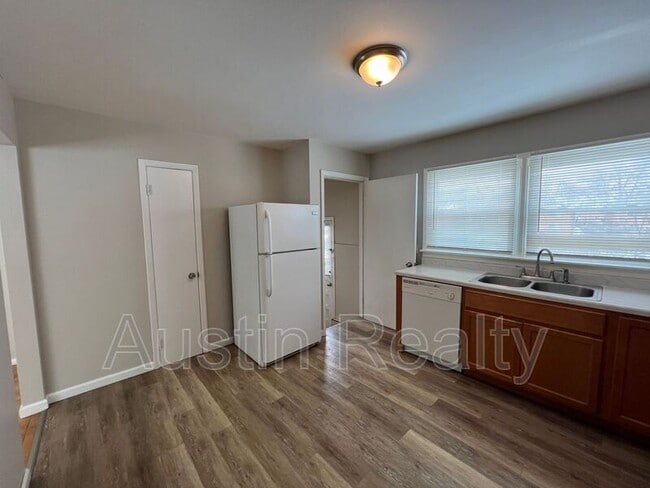 Photo - 10117 Niblic Dr