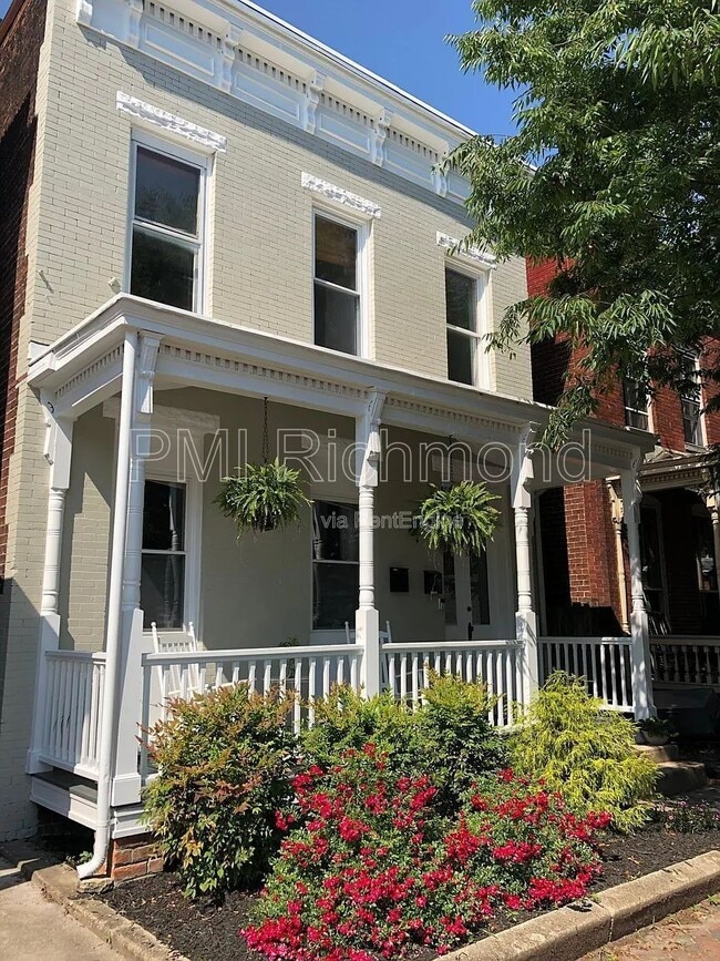 Building Photo - 3319 E Marshall St
