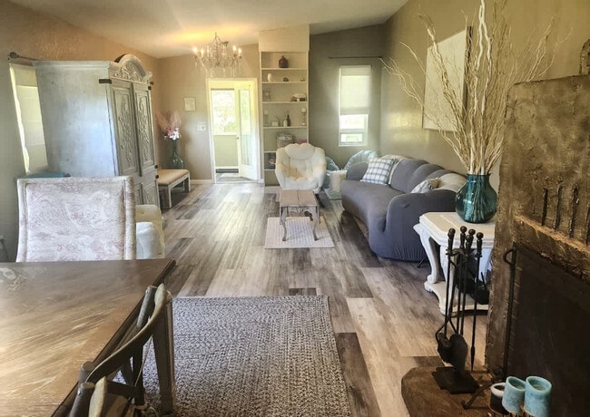 Building Photo - 262 Mantle Rd Unit ID1336260P