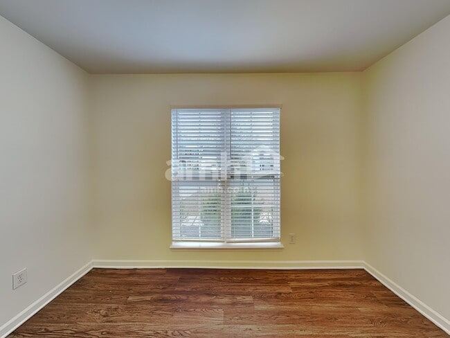 Photo - 1009 Enderbury Dr