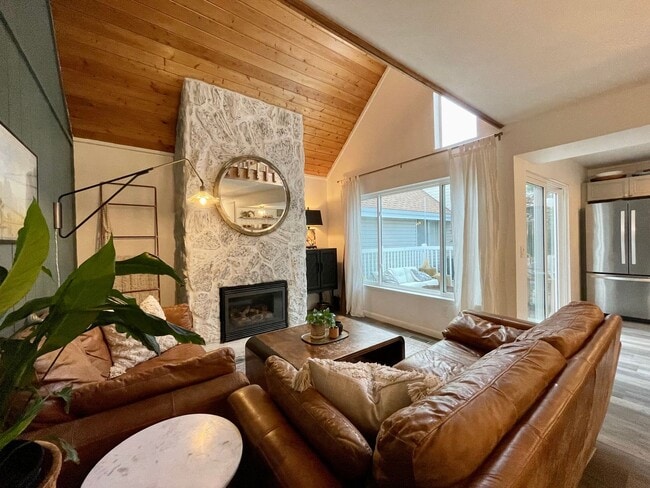 Spacious 2bed/2bath Condo in Aurora - Spacious 2bed/2bath Condo in Aurora