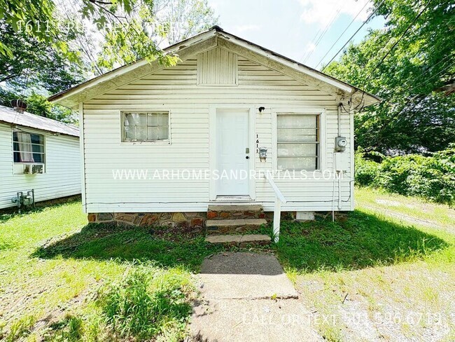 Building Photo - 1611 Crutcher St Rental