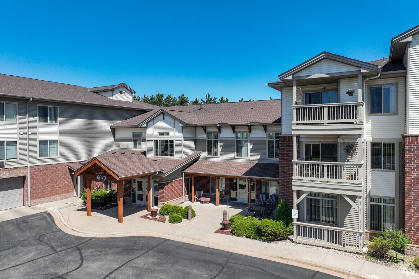 Entrance - Realife Cooperative at Mueller Gardens