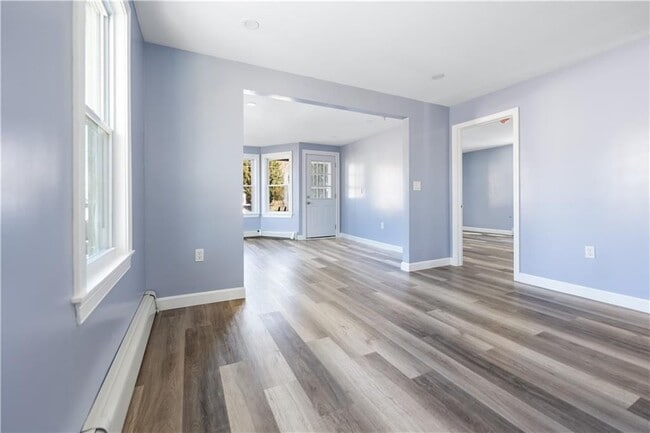 Photo - 167 Baxter St