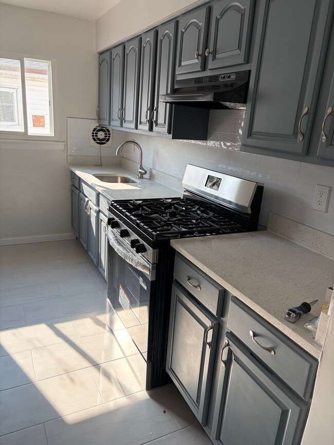 Building Photo - 25531 149th Ave Unit Rosedale