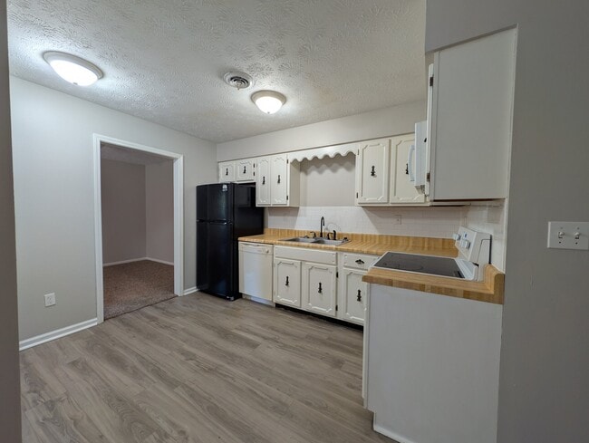 Photo - 306 Molloy Ct Unit 306