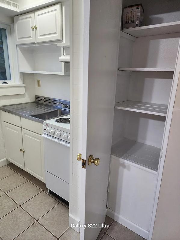 Photo - 3115 Henrietta St