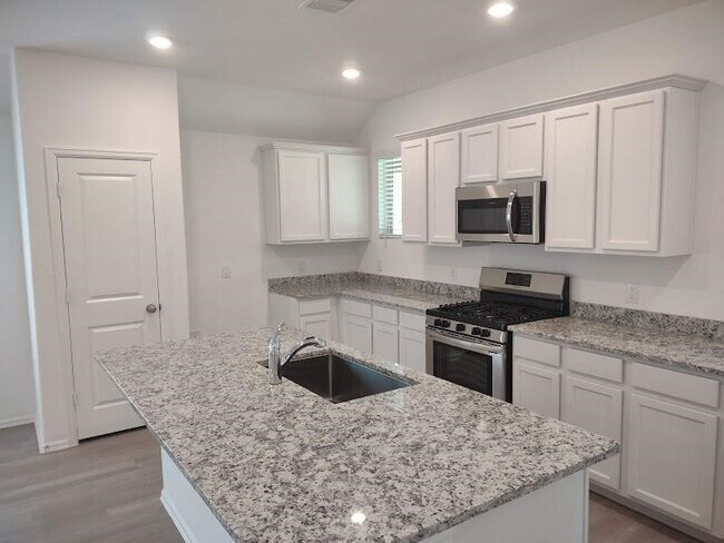 Photo - 1420 Cantabria Ct