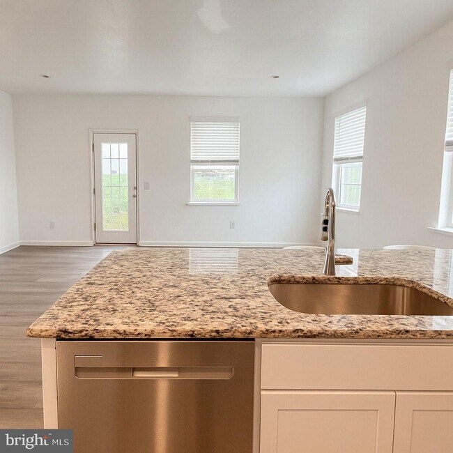 Photo - 229 Caterpillar Dr