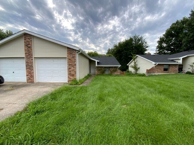Photo - 421-421 N Shiloh Ave Unit 421