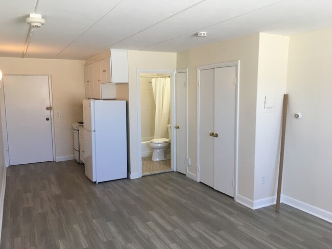 Photo - 186 Lexington St Unit 9