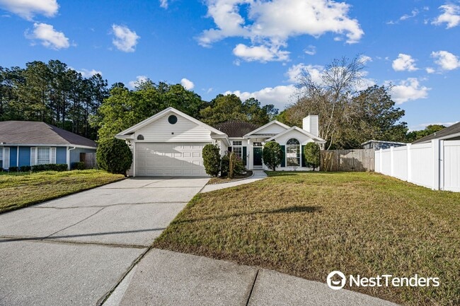 Building Photo - Great Location Near Town Center!