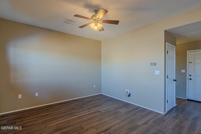 Photo - 8860 Joe Kennedy Way