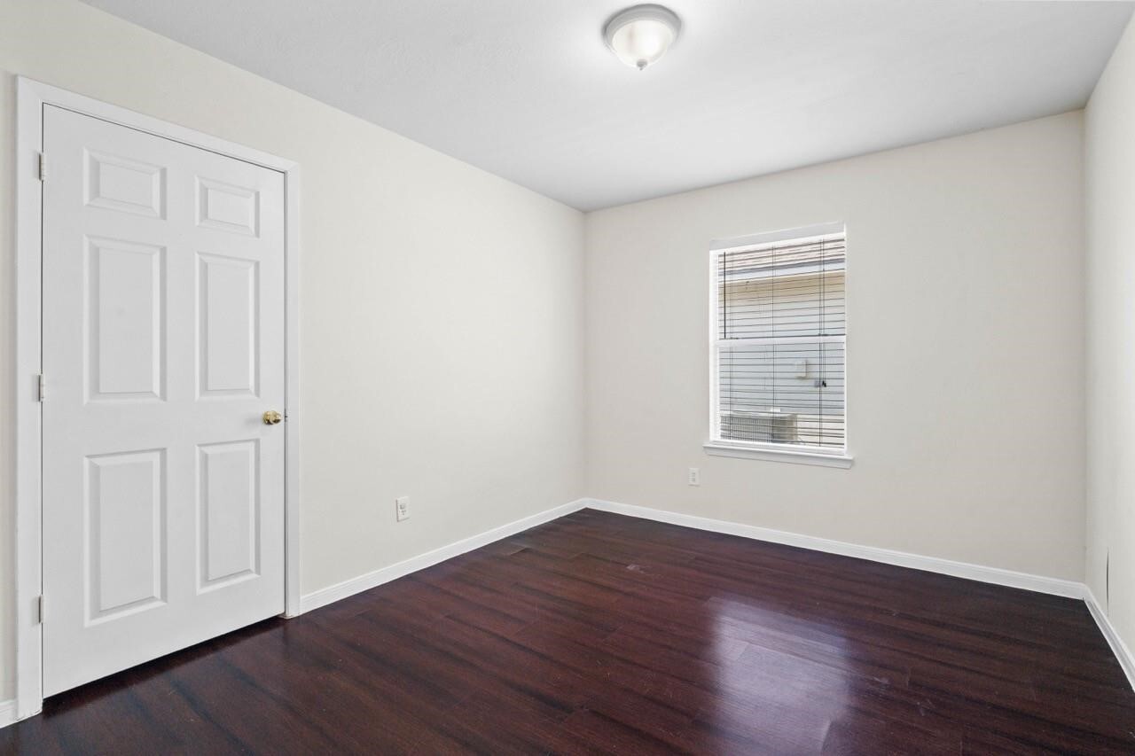 Photo - 6631 Portlick Dr