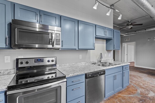 Photo - 402 E 4th St Unidad 304