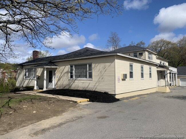 59 Manchester St Unit 1