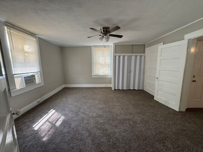 15 Curran Ave