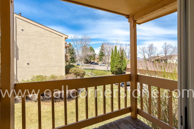 Photo - 850 Tenderfoot Hill Road - 201