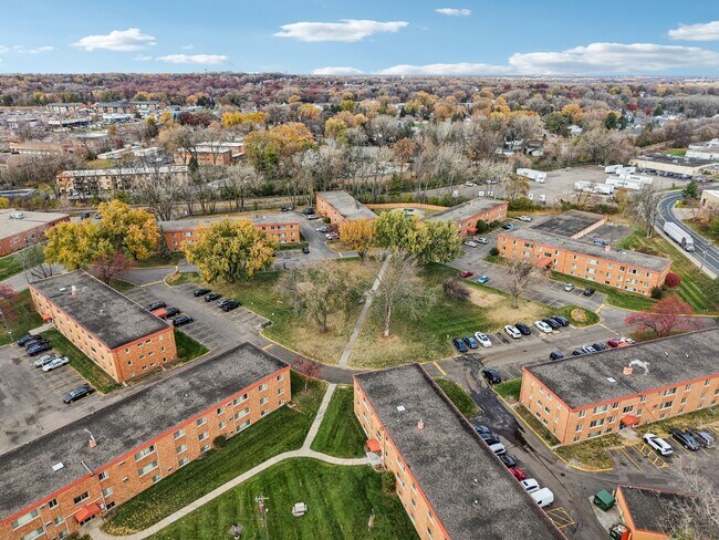 Photo - Diamond Eight Terrace