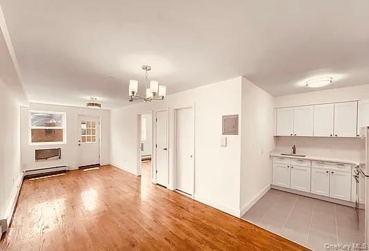 Building Photo - 141-02 Pershing Crescent Unit 4