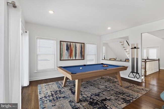 Photo - 739 N Massachusetts Ave