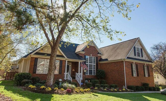 Stunning Lake Carolina Home - Stunning Lake Carolina Home