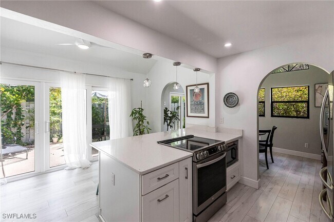 Photo - 1323 Solana Rd Unidad K2