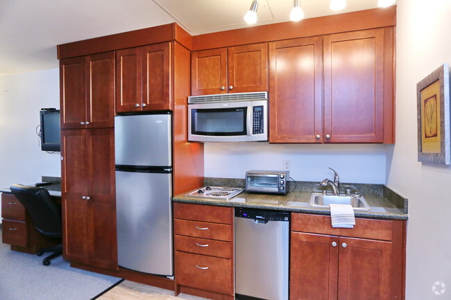 Studio, 1BA - 300 SF