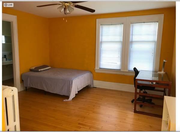 Building Photo - 2956 N Prospect Ave