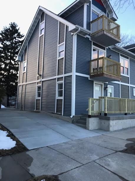 Building Photo - 1312 Michigan Blvd Unit 1312 Michigan Blvd. Rental