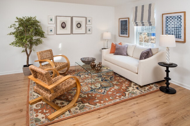 Westridge Gardens Renovated living Area