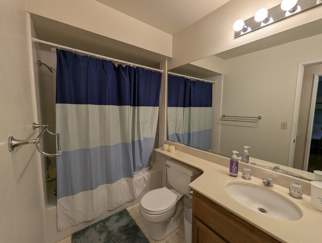 Photo - 2004 Raphael Ct Townhome