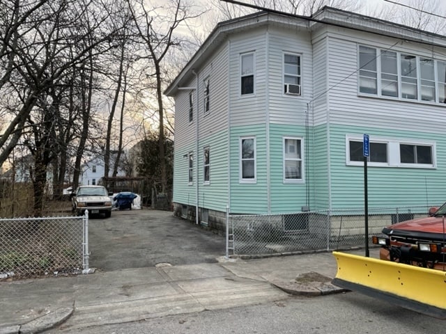 Photo - 67 Simmons St Unidad 2ND FLOOR