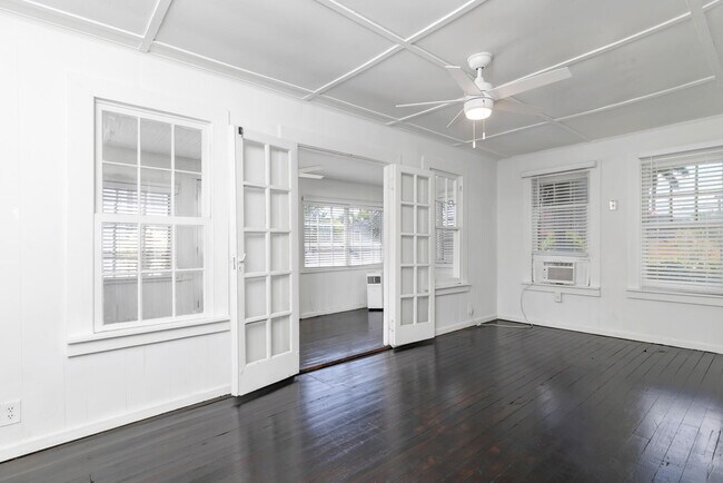 Photo - 3901 Washington Rd