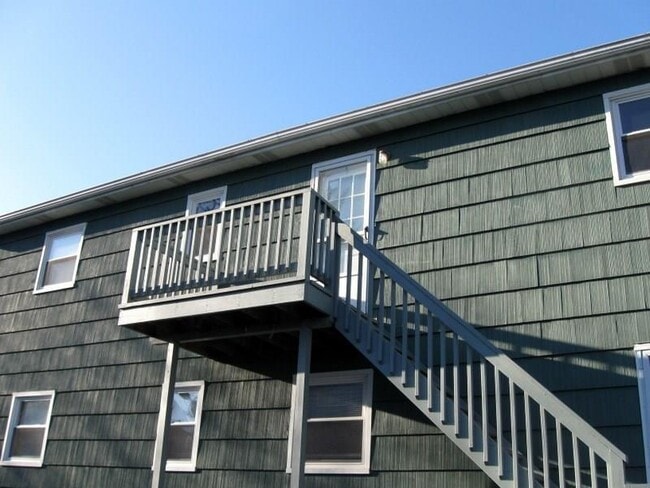 Photo - 24 Hoyt St Unit 2