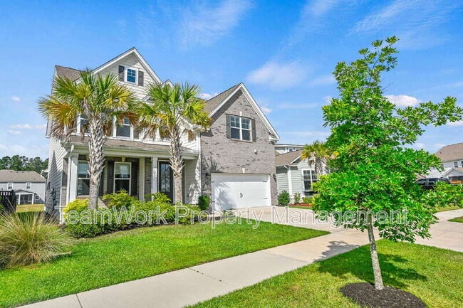Photo - 233 Seaworthy St