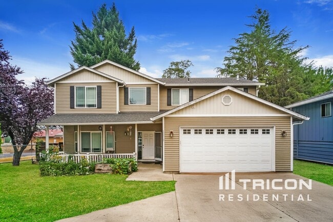 Building Photo - 12212 NE 28th St