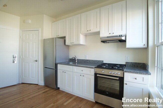 Photo - 501 E Broadway Unidad 10