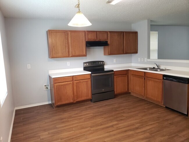 Photo - Beautiful Home For Rent
