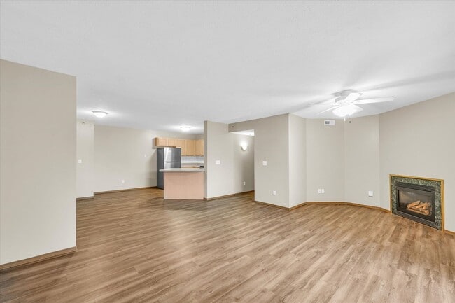 Rainbow Circle Apartments