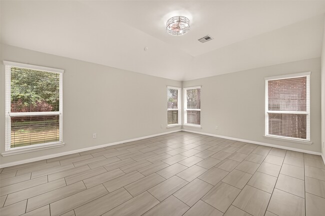 Photo - 17506 Waeback Dr