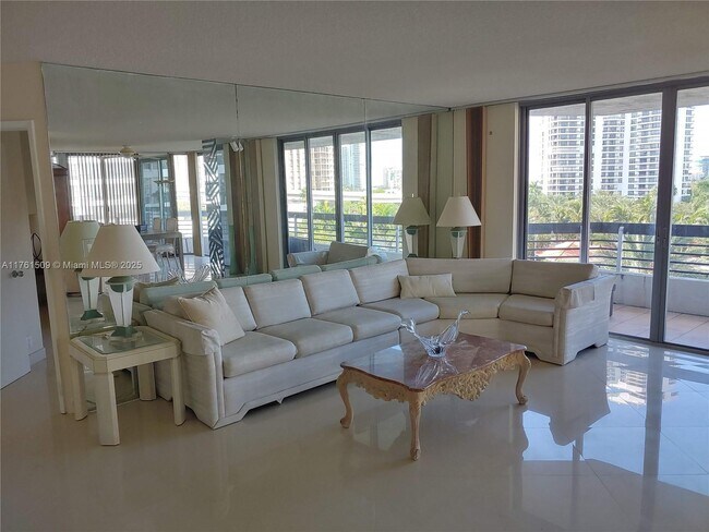 Photo - 19101 NE 36th Pl Unit 707