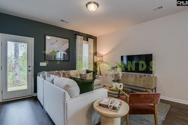 Photo - 453 Lady Liberty Wy