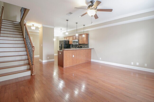 605 Anderson Dr