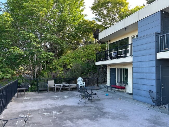5806 3rd Ave NW Unit 5808