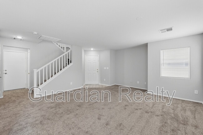 Photo - 8208 New Leaf Ave