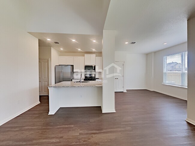 Photo - 2738 Meadowood Heights