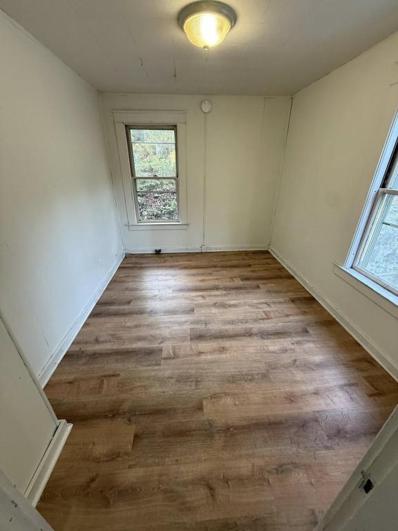 Photo - 416 Burgess St