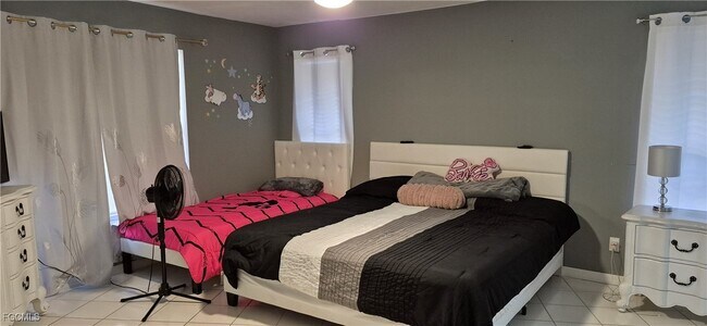 Photo - 505 Causeway Dr